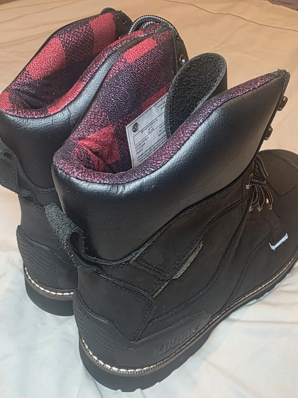 Men's Black Work Boots - Insulated Lace-Up Safety Boot